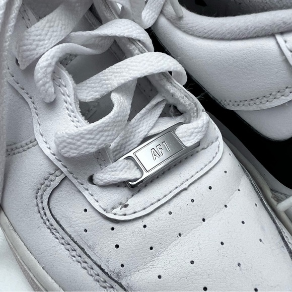 📚Nike - White with Black Swoosh Air Force One Shoes - Picture 3 of 11